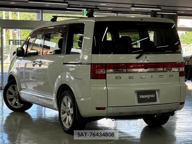 Mitsubishi DELICA 2013-07 8372703-14