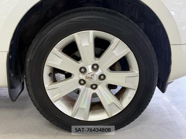 Mitsubishi DELICA 2013-07 8372703-19