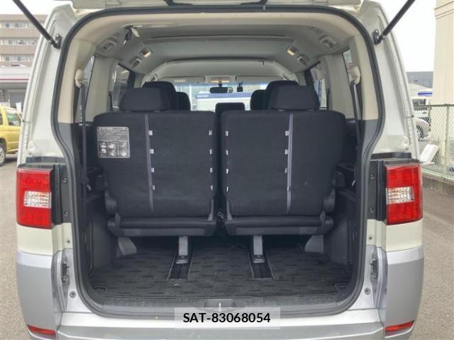 Mitsubishi DELICA 2016-02 8374090-6