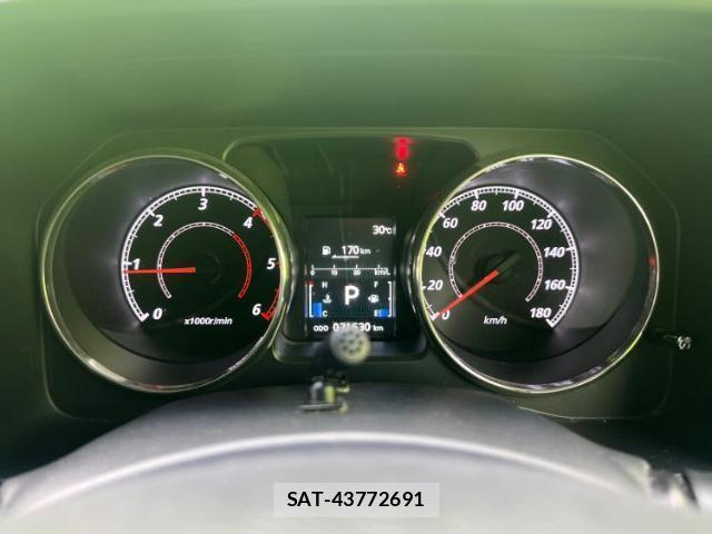 Mitsubishi DELICA 2017-06 8374133-12