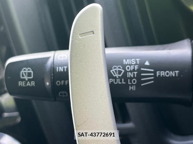 Mitsubishi DELICA 2017-06 8374133-15