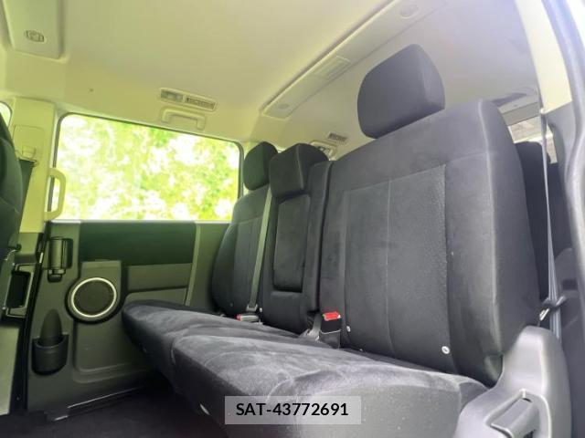 Mitsubishi DELICA 2017-06 8374133-7