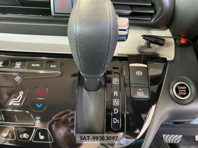 Mitsubishi DELICA MINI 2024-12 8372594-17