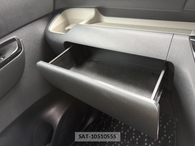 Mitsubishi DELICA MINI 2024-04 8373706-17