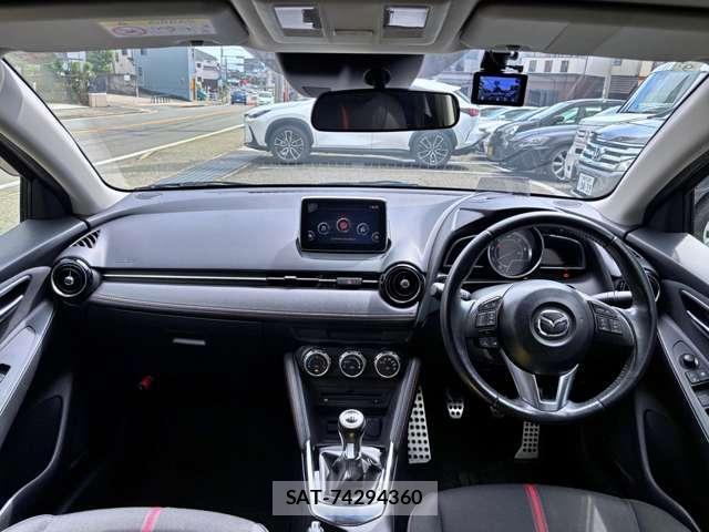 Mazda DEMIO 2015-07 8373233-1