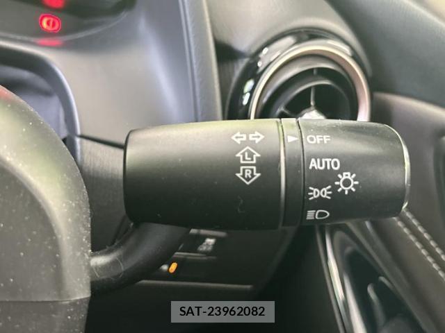 Mazda DEMIO 2018-03 8373745-16