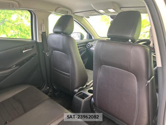 Mazda DEMIO 2018-03 8373745-6