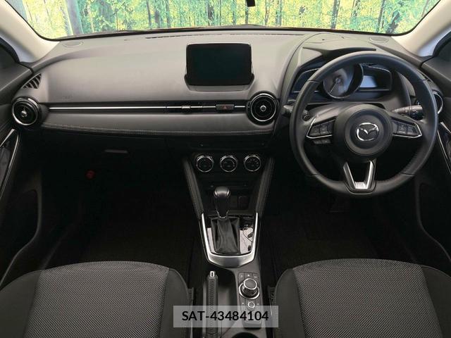 Mazda DEMIO 2017-08 8373922-1