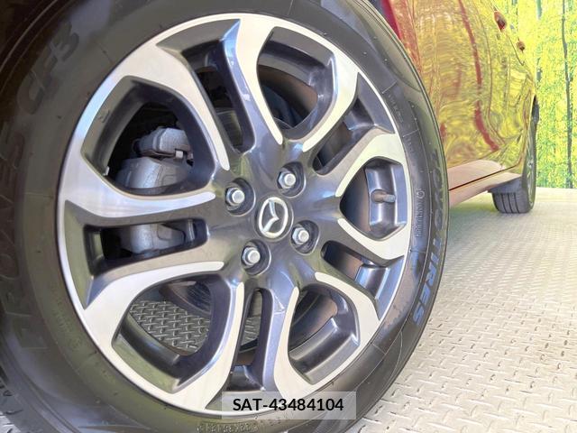 Mazda DEMIO 2017-08 8373922-12