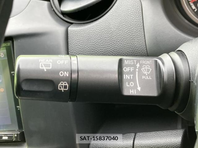 Mazda DEMIO 2014-03 8374083-14
