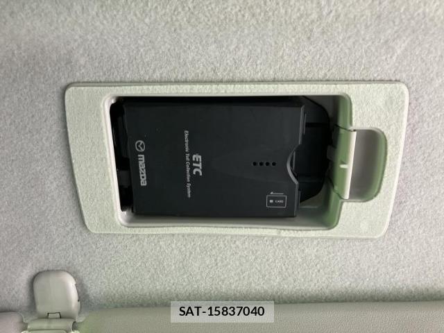 Mazda DEMIO 2014-03 8374083-16