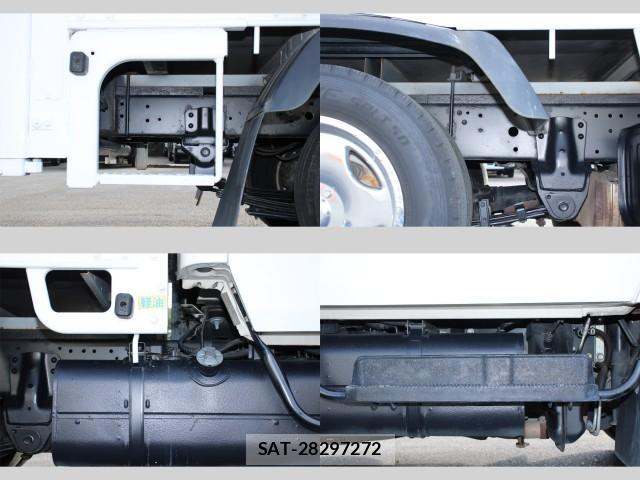 Hino DUTRO 2017-12 8373174-17