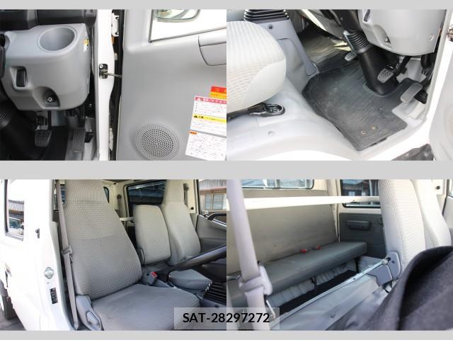 Hino DUTRO 2017-12 8373174-8
