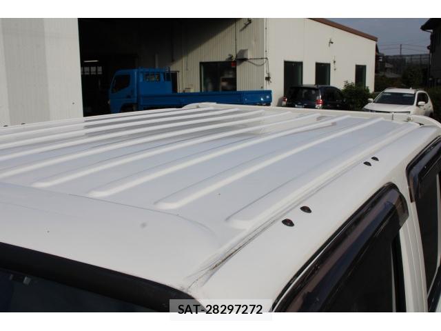Hino DUTRO 2017-12 8373174-9