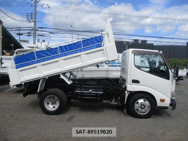 Toyota DYNA TRUCK 2013-06 8372974-1