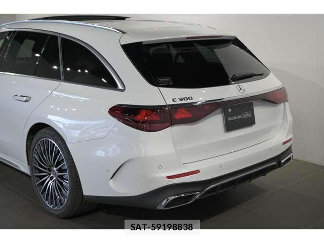 Mercedes Benz E-CLASS 2024-10 8373767-12