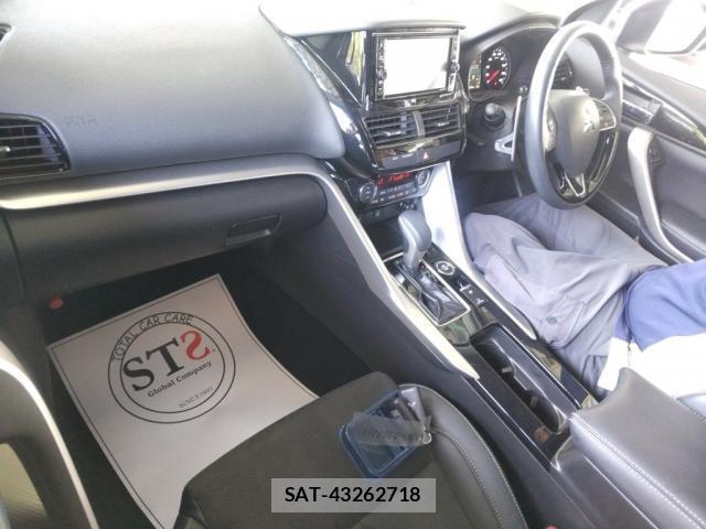 Mitsubishi ECLIPSE CROSS 2021-09 8372886-2