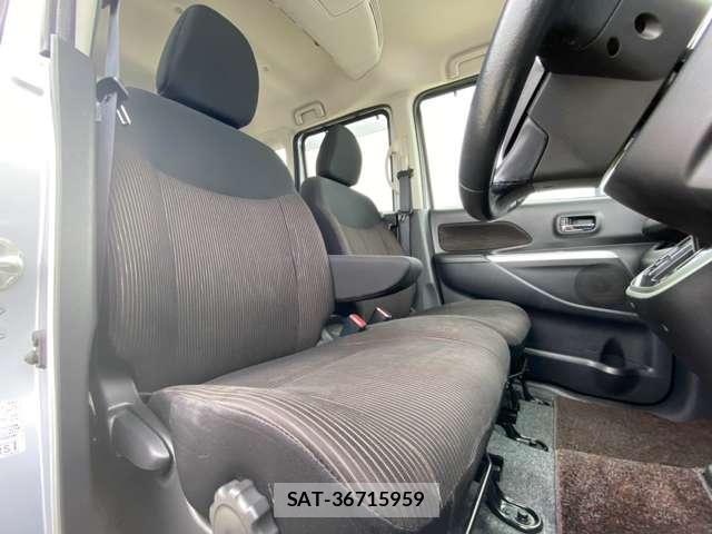Mitsubishi EK SPACE 2014-02 8373728-5