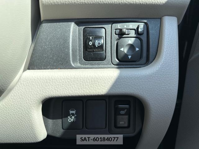 Mitsubishi EK WAGON 2018-02 8373198-6