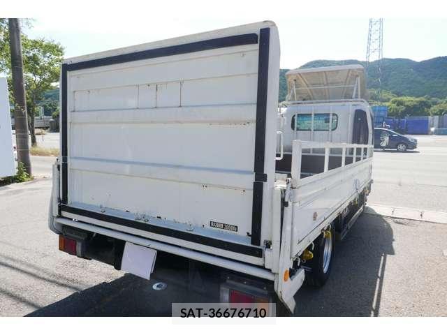 Isuzu ELF TRUCK 2007-06 8372486-6