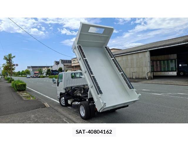 Isuzu ELF TRUCK 2019-07 8373147-1