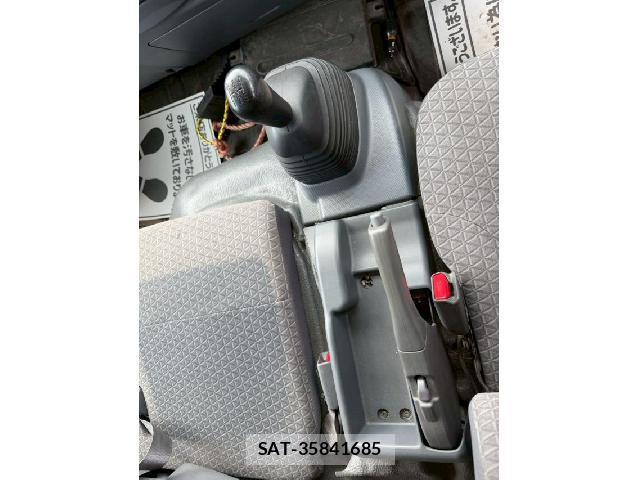 Isuzu ELF TRUCK 2019-03 8373975-12