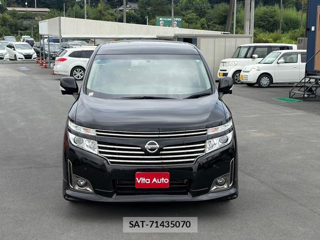 Nissan ELGRAND 2013-02 8372774-11
