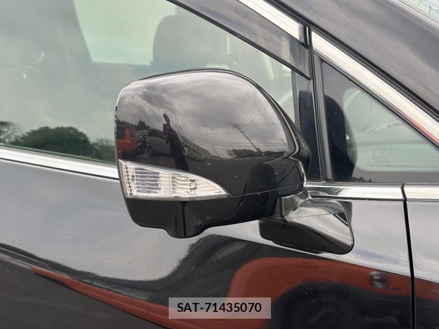 Nissan ELGRAND 2013-02 8372774-14