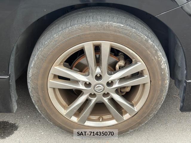 Nissan ELGRAND 2013-02 8372774-5