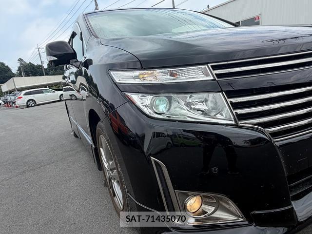 Nissan ELGRAND 2013-02 8372774-6