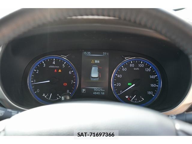 Nissan ELGRAND 2018-02 8373816-13