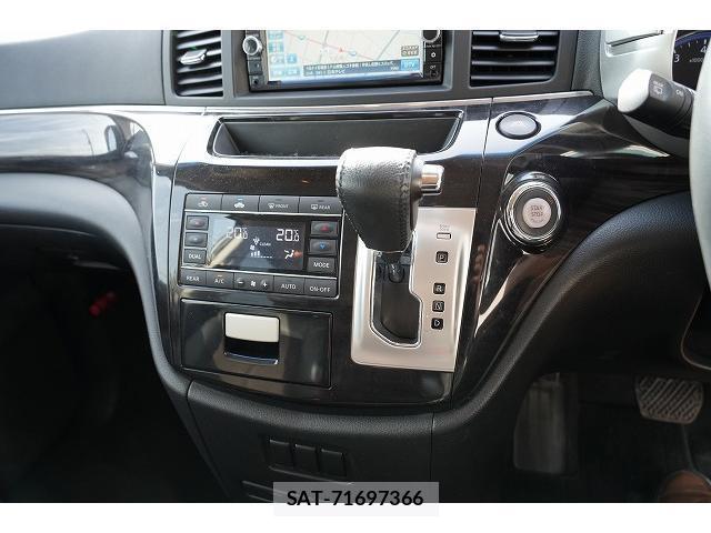 Nissan ELGRAND 2018-02 8373816-7