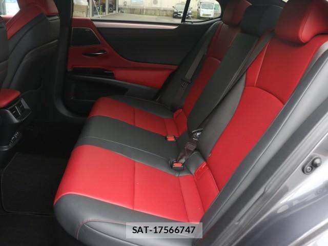 Lexus ES 2022-06 8373169-6