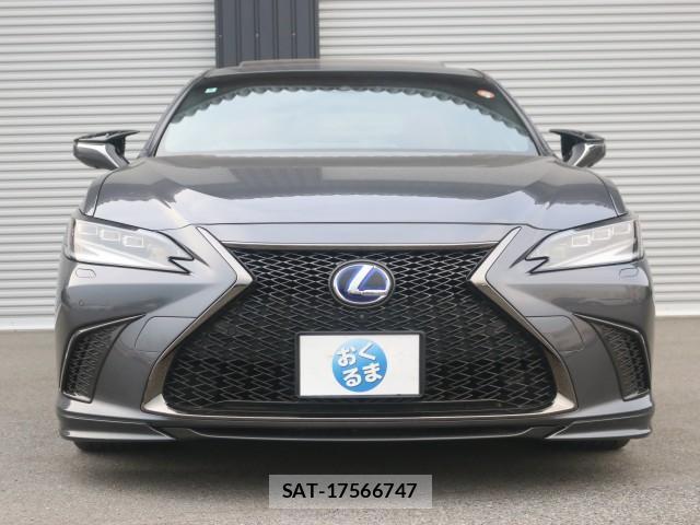 Lexus ES 2022-06 8373169-9