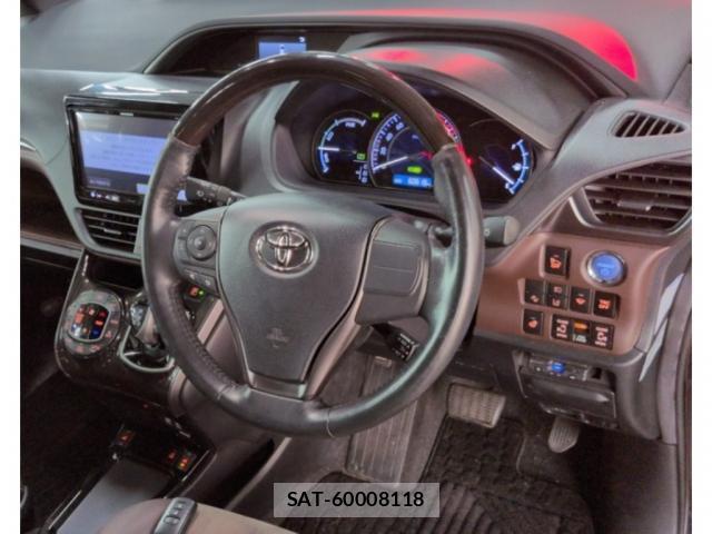 Toyota ESQUIRE 2018-12 8372859-2