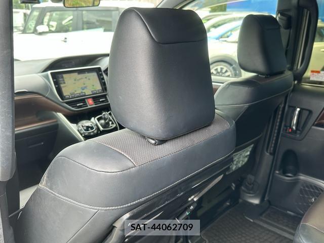 Toyota ESQUIRE 2017-07 8373269-14