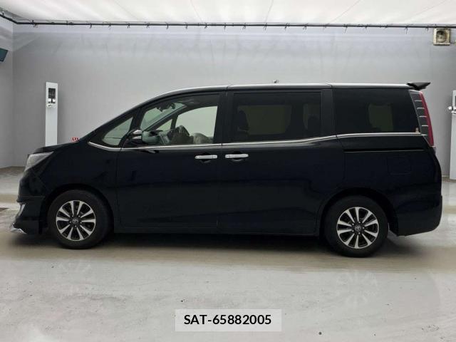 Toyota ESQUIRE 2017-12 8373863-11