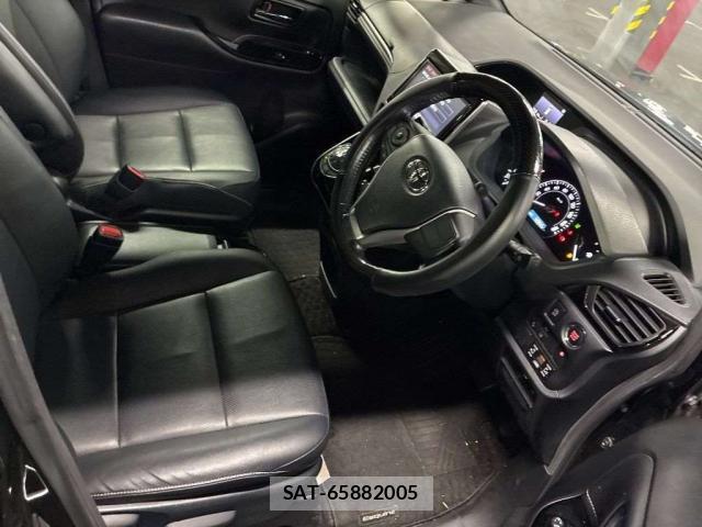 Toyota ESQUIRE 2017-12 8373863-3