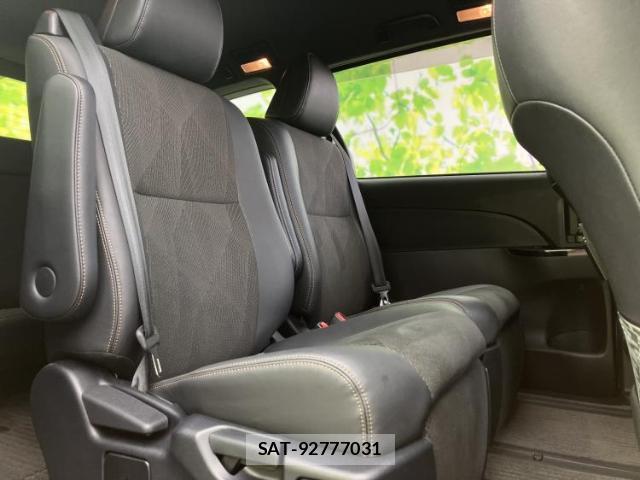 Toyota ESTIMA 2018-01 8372975-5