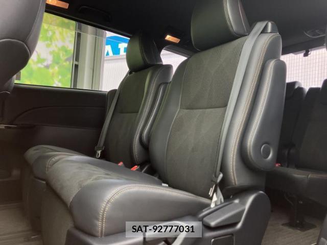 Toyota ESTIMA 2018-01 8372975-7