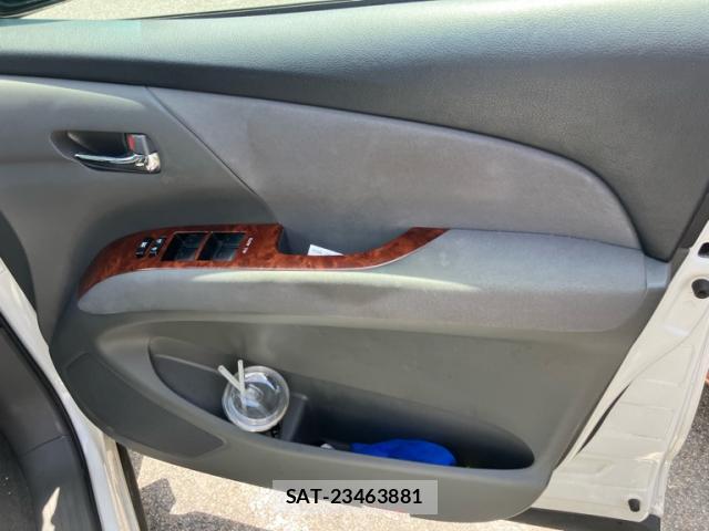Toyota ESTIMA 2009-09 8372988-11