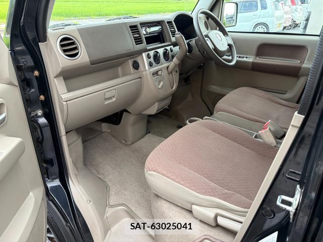 Suzuki EVERY WAGON 2007-09 8372602-11