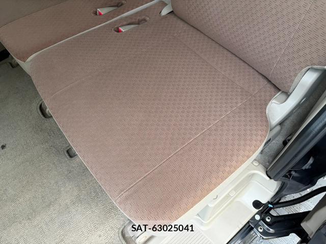 Suzuki EVERY WAGON 2007-09 8372602-17