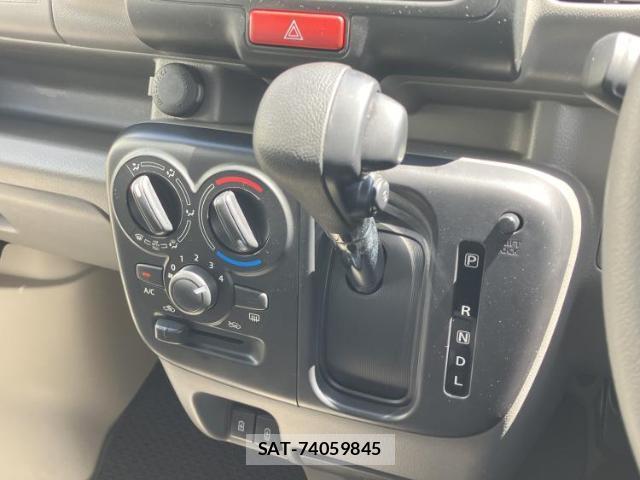 Suzuki EVERY 2025-04 8372488-10