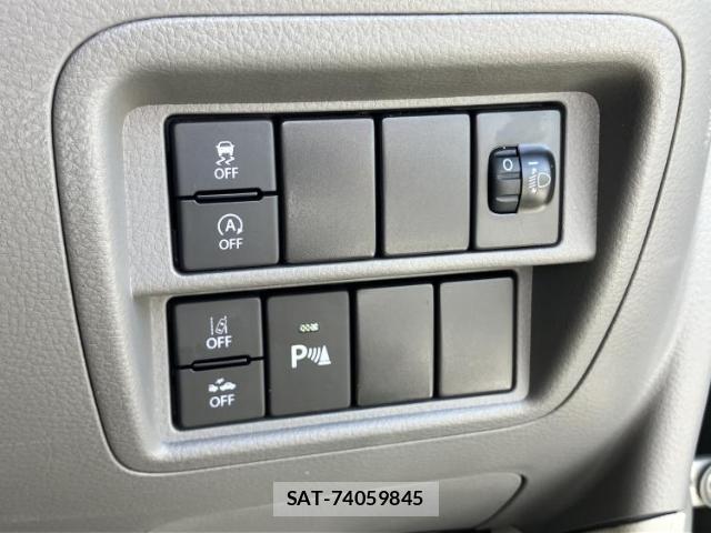 Suzuki EVERY 2025-04 8372488-16