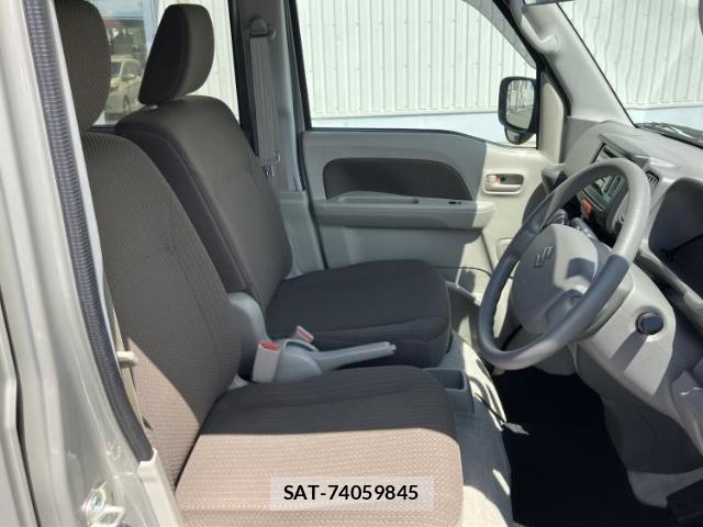 Suzuki EVERY 2025-04 8372488-3