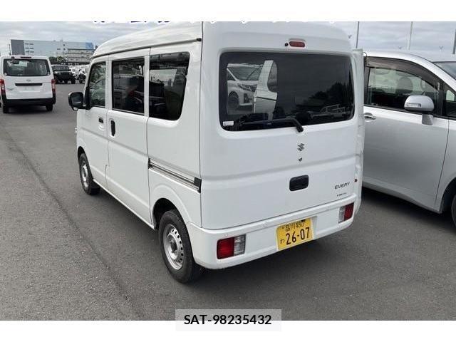 Suzuki EVERY 2023-07 8372808-1