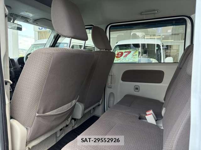 Suzuki EVERY 2016-07 8373446-16