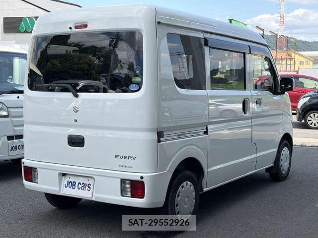 Suzuki EVERY 2016-07 8373446-9