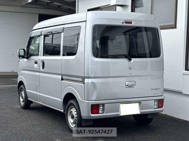 Suzuki EVERY 2016-08 8373731-7